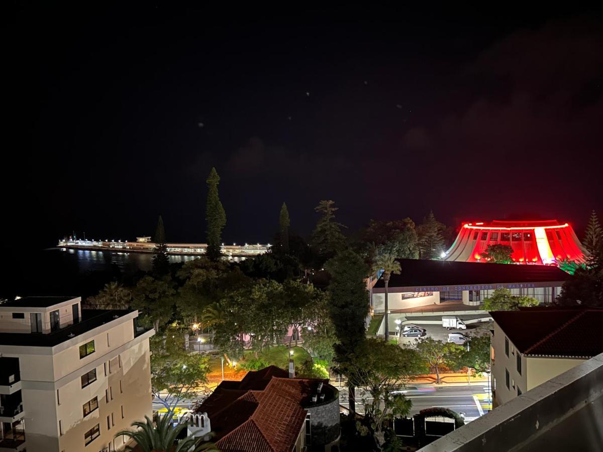 フンシャルIn Town Viewアパートメント エクステリア 写真